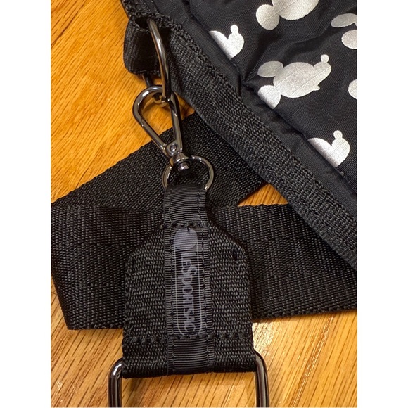 Lesportsac x Disney 100 Mickey Mouse Phone Crossbody Bag NWOT - Picture 8 of 10